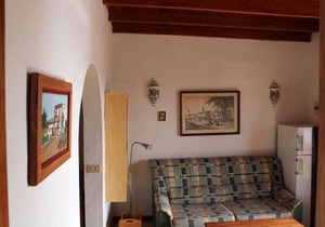 Tahiche Villa Sleeps 2 WiFi