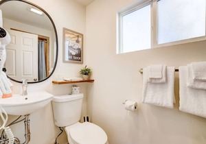 Tahoe Mountain Inn #4