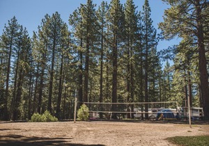 Tahoe Valley Cottage 4