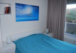 Tasteful 4-person holiday apartment in the center of Cadzand 50 meters from the beach
