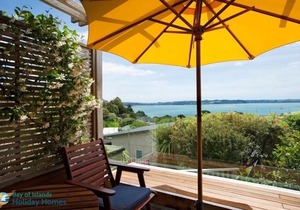 Te Manaaki Cottage - A private and quiet Russell villa for two.