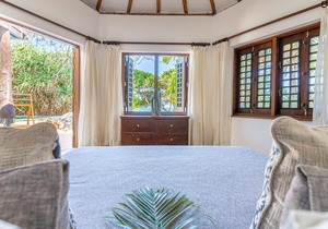 Tequila Sunrise Beach Villa - Diani Beach - Kenya