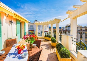 TERRASSE GAMBETTA AP2026 by RIVIERA HOLIDAY HOMES