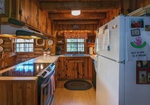 The Ark- Unwind with Mountain Views | Premier Amenities