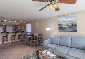The Beach Just Called. Asking For You! 2 Bedroom/2 Bath- Sleeps 6!