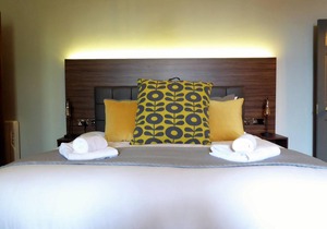 The Broderick at Claremont Apartments