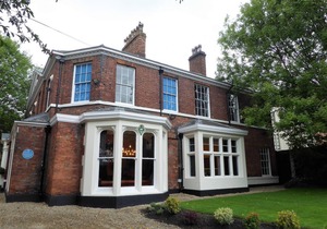 The Broderick at Claremont Apartments