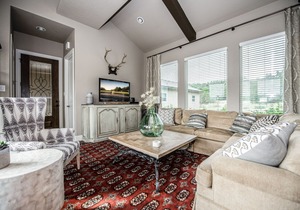 The Century Oak: 3-Unit Estate next to Remi's Ridge & Hayes Hollow!