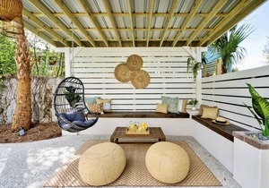 The Charleston Suites: The Charles Suite