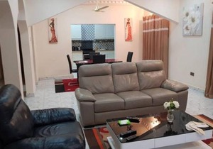 The Charming Bristolian Holiday Home