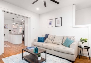 The Cobblestone Modern- 2 BR