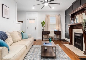 The Cobblestone Modern- 2 BR