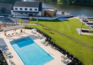 The Cove at Sylvan Beach - Pet friendly lakeside cottage with a pontoon boat!