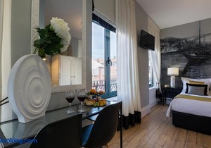 the gallery Studios II