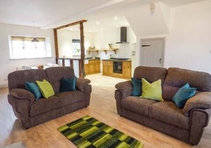 THE HAYLOFT, family friendly, luxury holiday cottage in Burneside