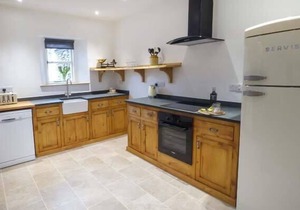 THE HAYLOFT, family friendly, luxury holiday cottage in Burneside