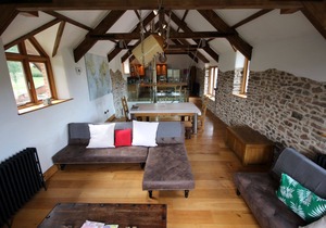 The Lower & Upper Arches, luxury Converted Barn in Devon countryside