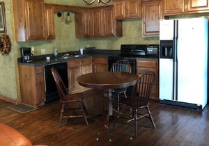 The Meadows Lodge is a Hotel style lodge with 8 rooms and 2 suites available.