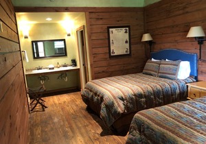 The Meadows Lodge is a Hotel style lodge with 8 rooms and 2 suites available.