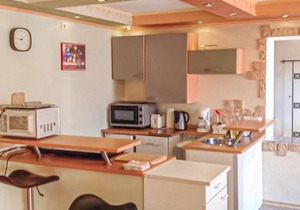 The modern and generously equipped vacation apartment in Villa Pegasus is located in the basement of