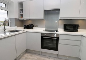 THE OFFICE GARDENS, APARTMENT 3, family friendly in Whitby