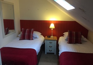 The Old Stables, Luxury 5 star cottage. Sleeps 13