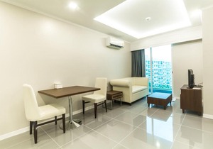 The Orient Resort and Spa by Happy Host