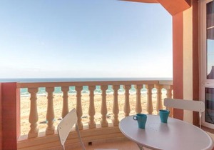 THE PARADISE ON THE OCEAN 7