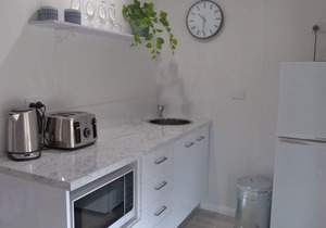 The Sanctuary at Paradise Beach - Couples only - 10 minutes famous Hyams Beach