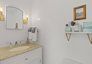 The Seagrove Suites & Guest Rooms -Luxurious 2nd Floor King Guest Room - No Pets