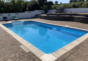 THE STABLE @ CANLLEFAES, pet friendly, with pool in Cardigan