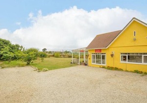 The Station Masters Lodge