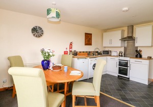 The Studio, STAMFORD BRIDGE