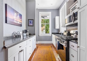 The Sunsetter | Only 1 block to King!