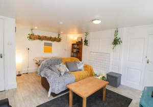 The Surfers Bolt Hole