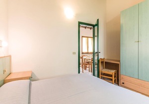 The town of Iseo is located directly on the shores of the homonymous Lake Iseo, 30 km east of the hi