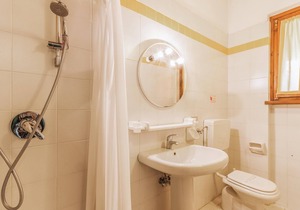 The town of Iseo is located directly on the shores of the homonymous Lake Iseo, 30 km east of the hi