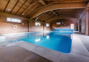 The Victorian Barn Rural Holiday Complex with Indoor Pool, Hot Tubs, Games Rooms