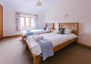 The Victorian Barn Rural Holiday Complex with Indoor Pool, Hot Tubs, Games Rooms