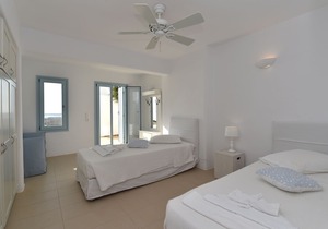 Thea Villas 2, Breathtaking Panoramic View To The Sea & Sunset, private pool