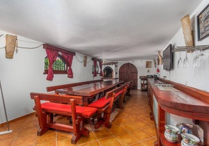 This charming vacation home is located in a small village in the middle of the island of Krk.
