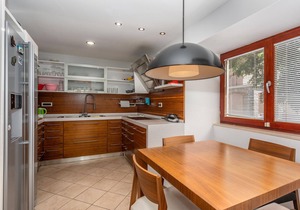 This charming vacation home is located in a small village in the middle of the island of Krk.