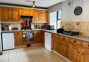 Tom Wragg Suite - Uk40248