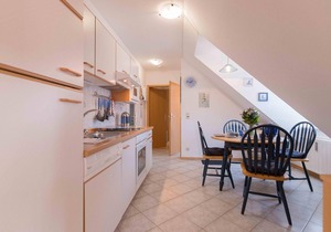 Top floor apartment 3.4 in Haus zum Strand in the Baltic seaside resort of Wustrow