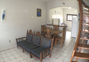 Townhouse 300 meters from the beach Martim de Sá - UNIT 04