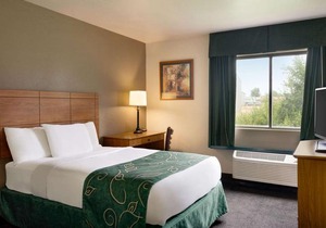 Travelodge by Wyndham Dexter