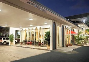 Travelodge by Wyndham Bakersfield