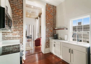 Trendy Marigny Apt with Balcony on Frenchmen