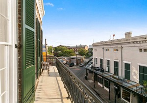 Trendy Marigny Apt with Balcony on Frenchmen