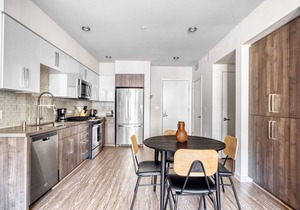 Trendy Milpitas 2BR w/Pool, Gym & Lounge, walk to BART, by Blueground